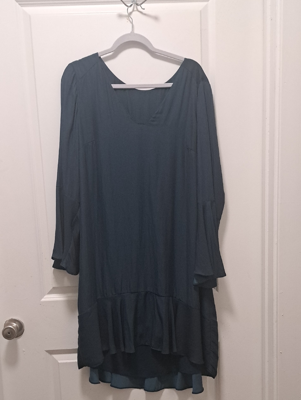Maeve  Anthropology  Long-Sleeve V-Neck Ruffle-Hem Tunic